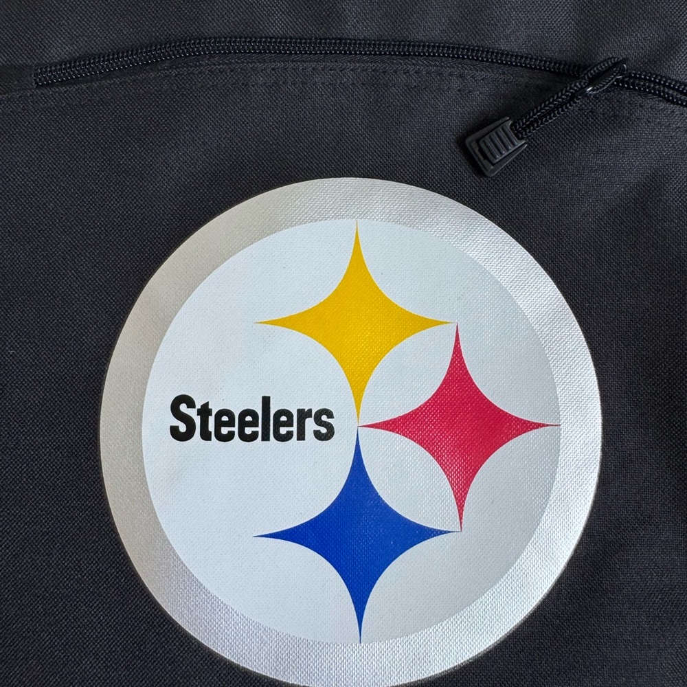 Steelers Black Duffle Bag with Pittsburgh Steelers Team Logo NWOT - Picture 3 of 5